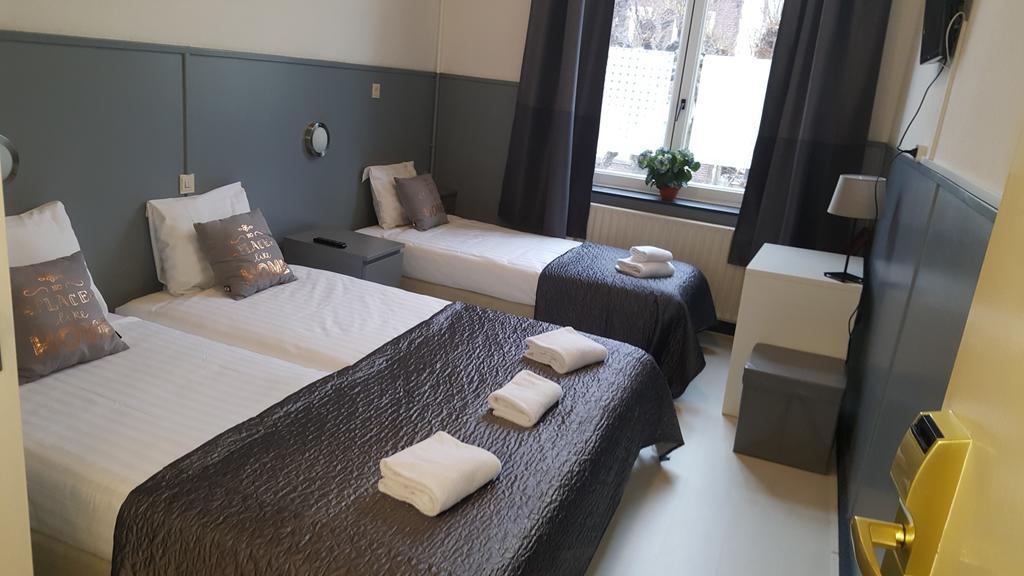 Dupuis Hotel