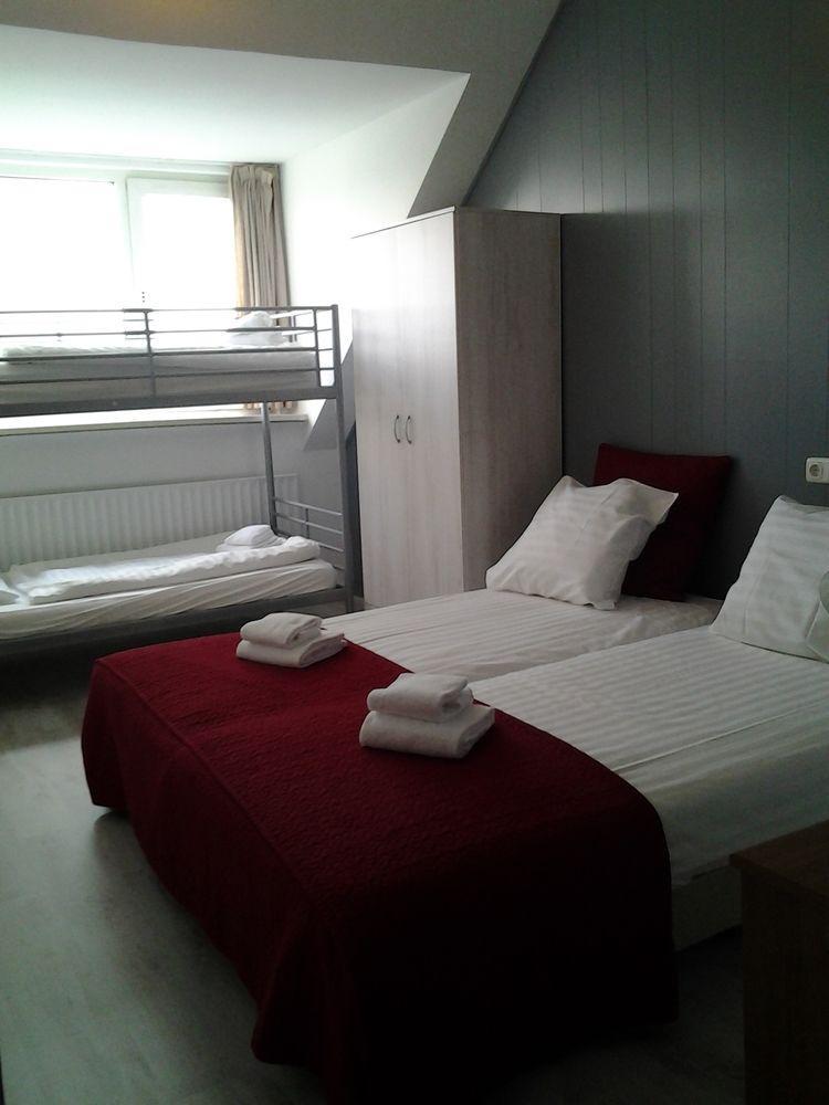 Hotel Dupuis 2*